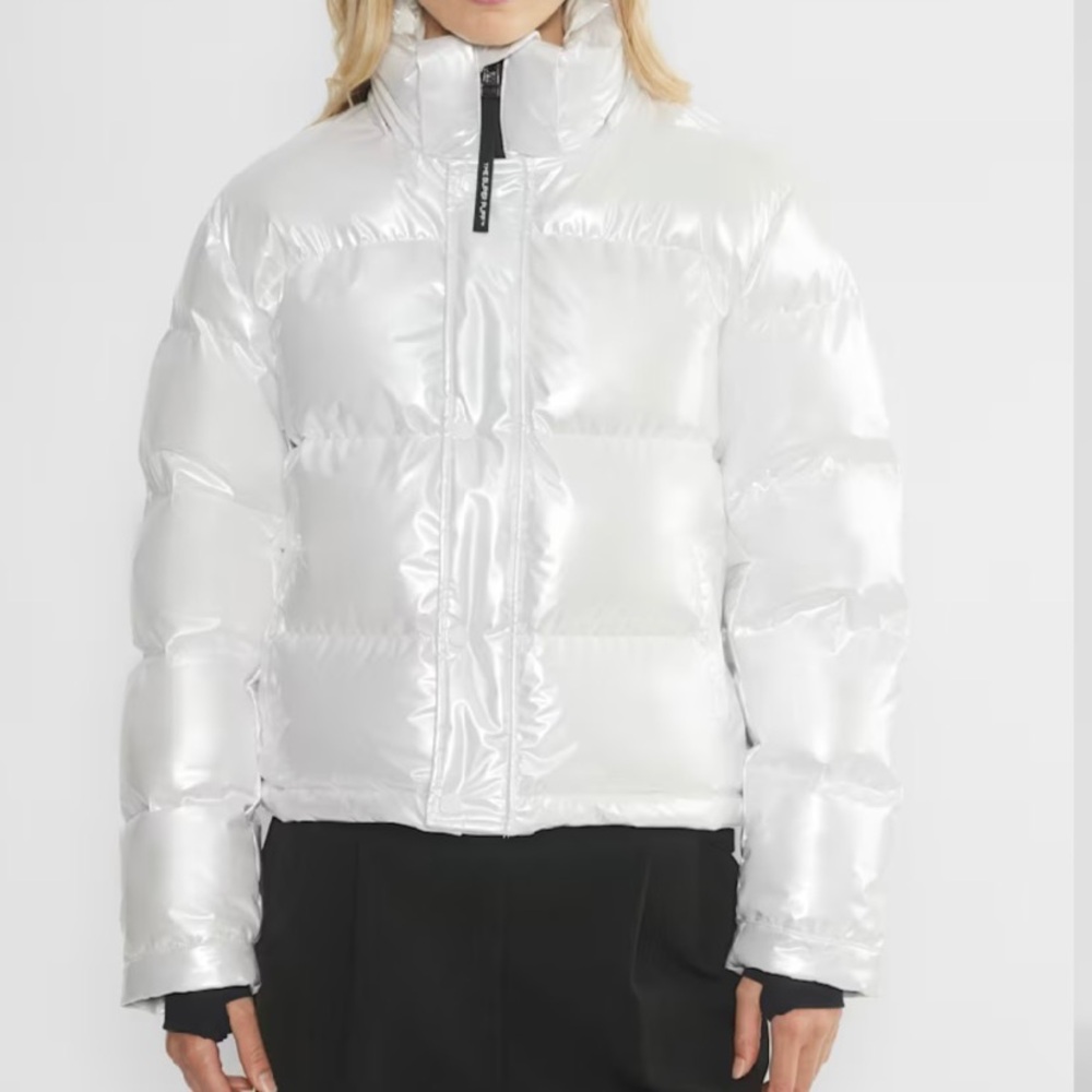 Aritzia Women's White Pearl Puffer Jacket
